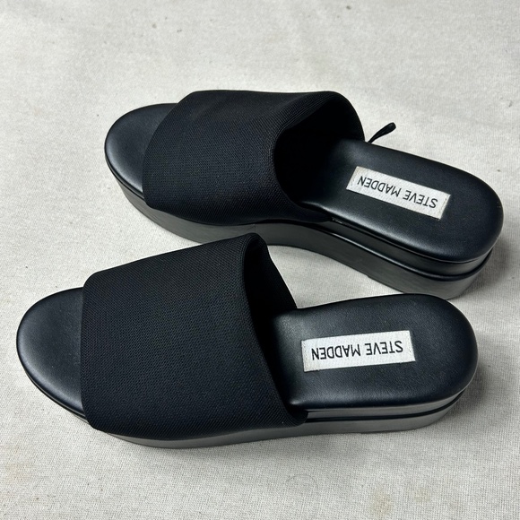 Steve Madden Women’s Size 6.5 Black Platform Sandals B - Picture 1 of 6